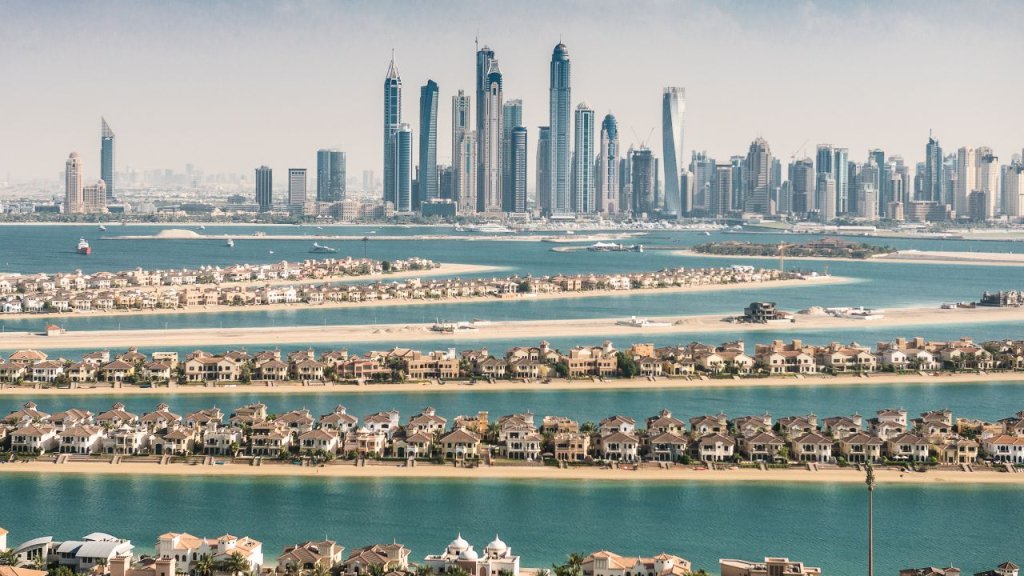 Palm Jumeirah Villas Image